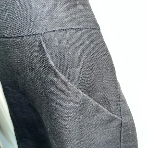 #49- Jcrew black pencil skirt size -12 - Picture 4 of 12
